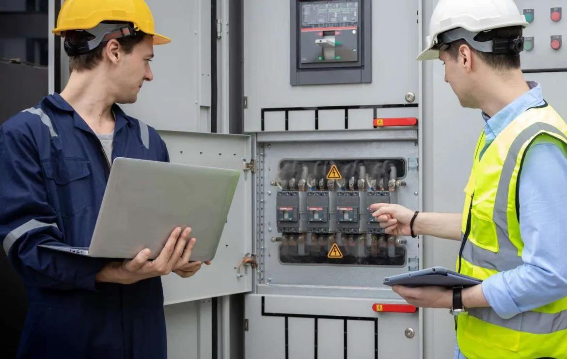 certificate III in electrotechnology electrician online